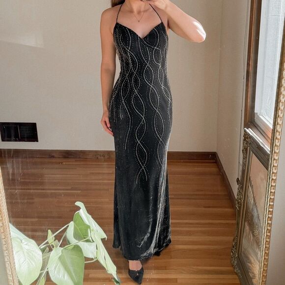 Tiffany Designs 100% Silk Black Beaded Dress Size 4 - Picture 1 of 9